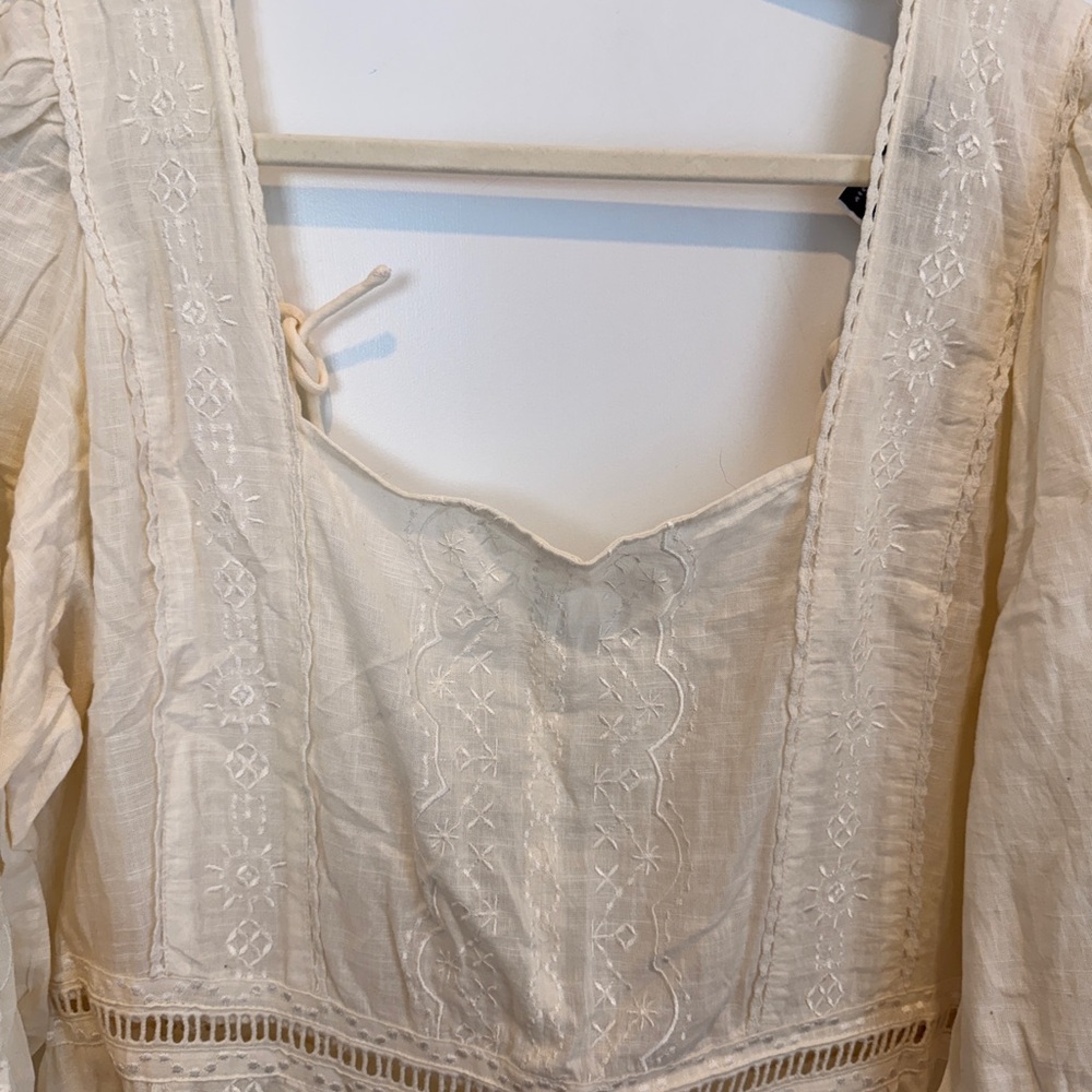 ASOS Curve Cream Long Sleeve Dress - Picture 3 of 7